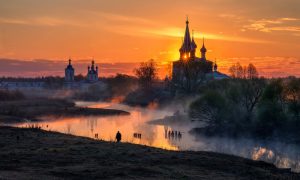 церковь у реки